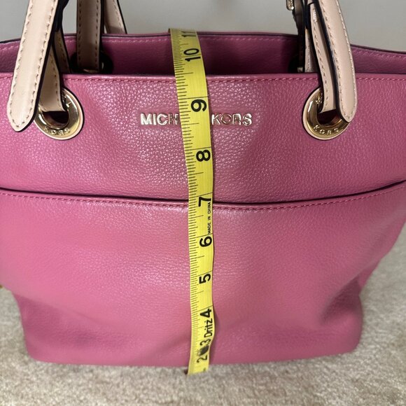 Michael Kors purse - Picture 2 of 5